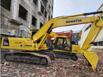 Ekskavator perayap KOMATSU PC200-8