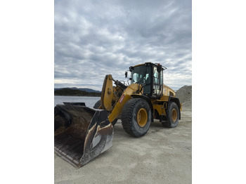 Wheel loader CATERPILLAR 930M
