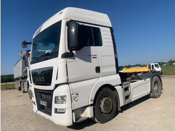 Tractor head MAN TGX