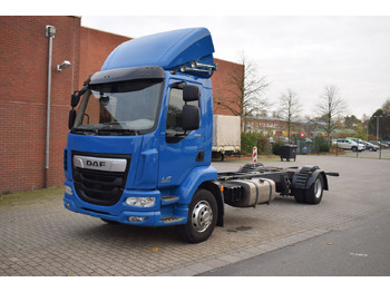 Truk sasis DAF LF 280