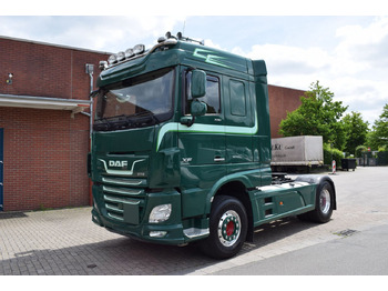Tractor head DAF XF 530