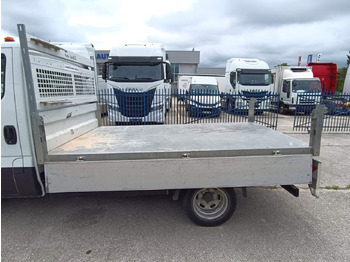 Van jungkit IVECO Daily 35C14: gambar 2