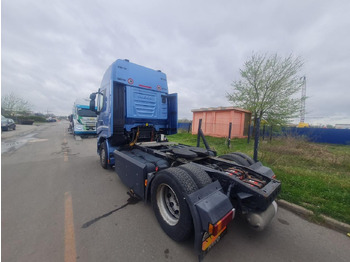 Tractor head IVECO Stralis AS440S40T/PCNG: gambar 3
