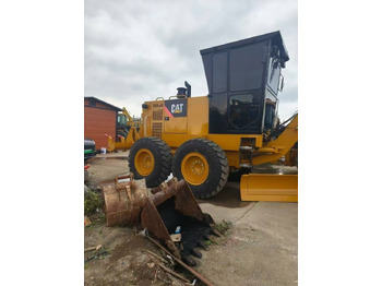 Grader CATERPILLAR 140K