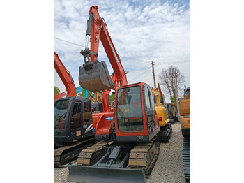 Ekskavator perayap DOOSAN DX75