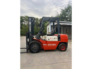 Forklift diesel Heli CPC 30: gambar 2