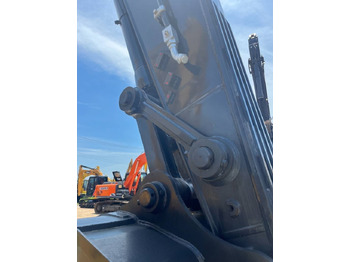 Ekskavator perayap Volvo EC 300: gambar 3