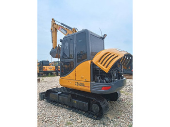 Ekskavator mini XCMG XE60DA
