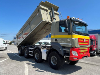 Truk jungkit TATRA