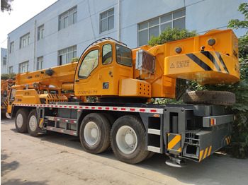 Leasing XCMG QY70K CRANE Used XCMG Truck Crane 70ton QY70KC XCT70 MOBOLIE CRANE XCMG QY70K CRANE Used XCMG Truck Crane 70ton QY70KC XCT70 MOBOLIE CRANE: gambar 5