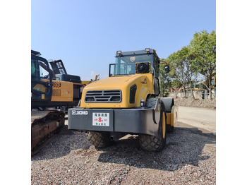 Pemadat XCMG XS143J: gambar 2