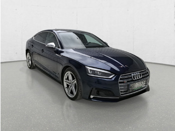Mobil AUDI