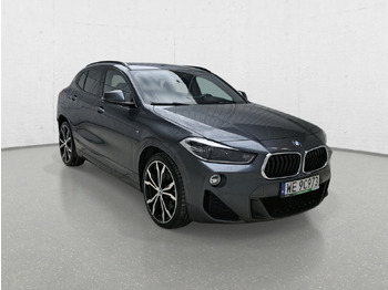 Mobil SUV BMW
