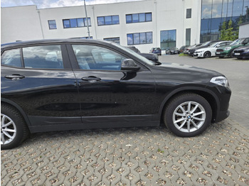 Hatchback BMW X2 sDrive18d Advantage aut HATCHBACK: gambar 4