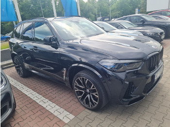 Mobil SUV BMW