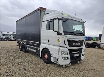 Truk dengan terpal samping MAN TGX