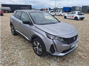 Mobil SUV PEUGEOT