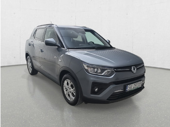 Mobil SUV