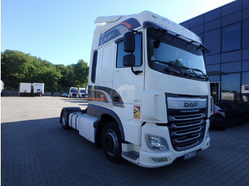 Tractor head DAF XF 460