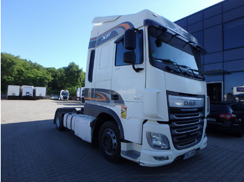 Tractor head DAF XF 460