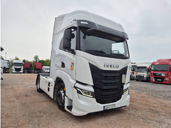 Tractor head IVECO