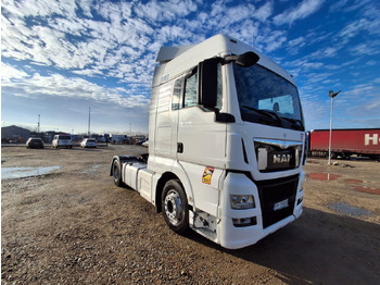 Tractor head MAN TGX