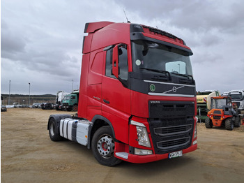 Tractor head VOLVO FH