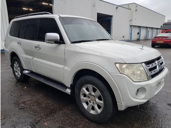 Mobil Mitsubishi Pajero GLS 3.5 - V6 , 4x4 , 7 Pers., Full Option: gambar 4