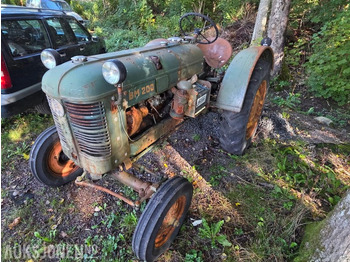 Traktor VOLVO