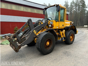 Leasing 2002 Volvo L70D Hjullaster – Hydraulisk HK-feste – 3 og 4. funksjon 2002 Volvo L70D Hjullaster – Hydraulisk HK-feste – 3 og 4. funksjon: gambar 2 Leasing 2002 Volvo L70D Hjullaster – Hydraulisk HK-feste – 3 og 4. funksjon 2002 Volvo L70D Hjullaster – Hydraulisk HK-feste – 3 og 4. funksjon: gambar 2