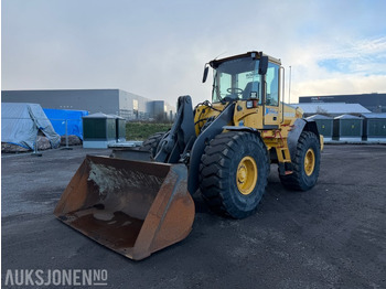 Wheel loader VOLVO L90