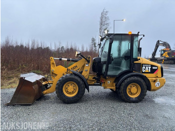 Wheel loader 2010 CAT 906H HJULLASTER. 1596TIMER. SKUFFE. TELLEFSDAL VPL PLOG. HOLMS FEIEKOST. CAT PALLEGAFFLER: gambar 3 Wheel loader 2010 CAT 906H HJULLASTER. 1596TIMER. SKUFFE. TELLEFSDAL VPL PLOG. HOLMS FEIEKOST. CAT PALLEGAFFLER: gambar 3