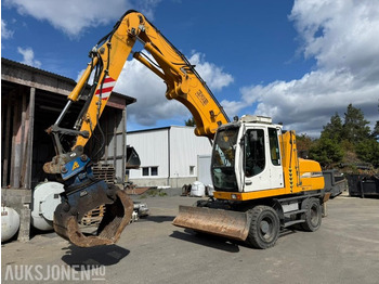 Ekskavator LIEBHERR