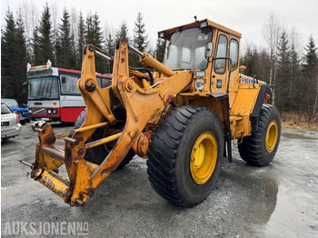 Wheel loader VOLVO