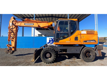 Ekskavator roda DOOSAN DX140W-3