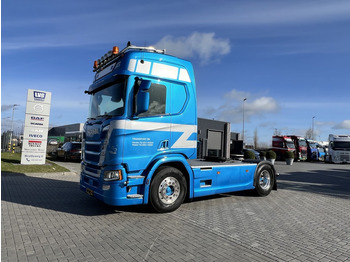 Tractor head SCANIA R 450