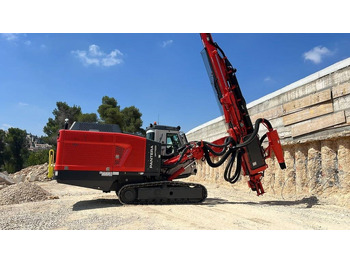 Anjungan pengeboran SANDVIK