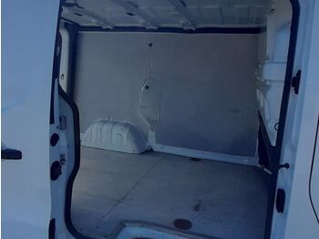 Van panel FURGONE RENAULT TRAFFIC RENAULT: gambar 4 Van panel FURGONE RENAULT TRAFFIC RENAULT: gambar 4