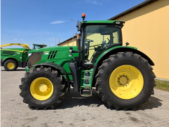 Traktor John Deere 6210R AUTOPOWER: gambar 2