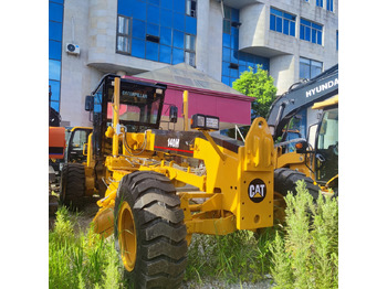 Grader CATERPILLAR 140H
