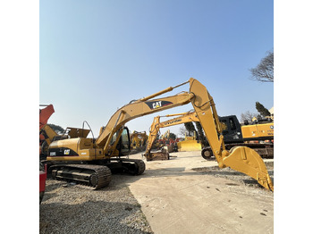 Ekskavator perayap CATERPILLAR 320CL