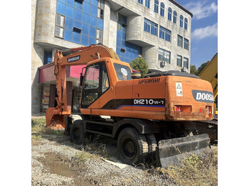 Ekskavator roda DOOSAN DH210W-7