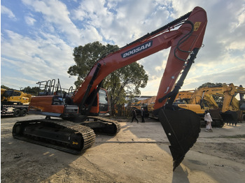 Ekskavator perayap Doosan DX300LC Crawler Excavator: gambar 3