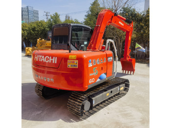 Ekskavator perayap HITACHI ZX60