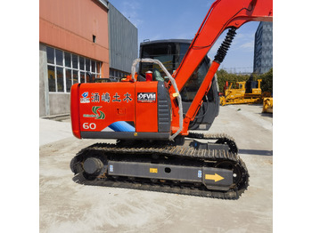 Ekskavator perayap HITACHI ZX60
