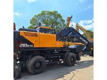 Ekskavator roda HYUNDAI