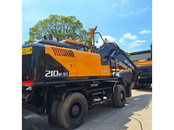 Ekskavator roda HYUNDAI