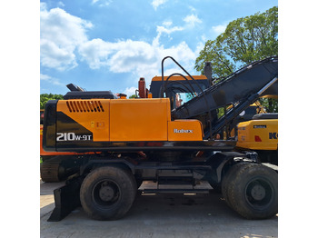 Ekskavator roda HYUNDAI