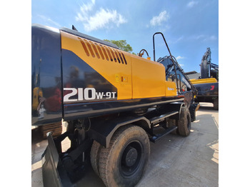 Ekskavator roda HYUNDAI