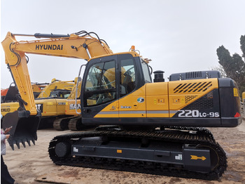 Ekskavator perayap HYUNDAI